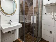 Izdavanje, garsonjera, 22m², Tološka šuma, Podgorica - image 3