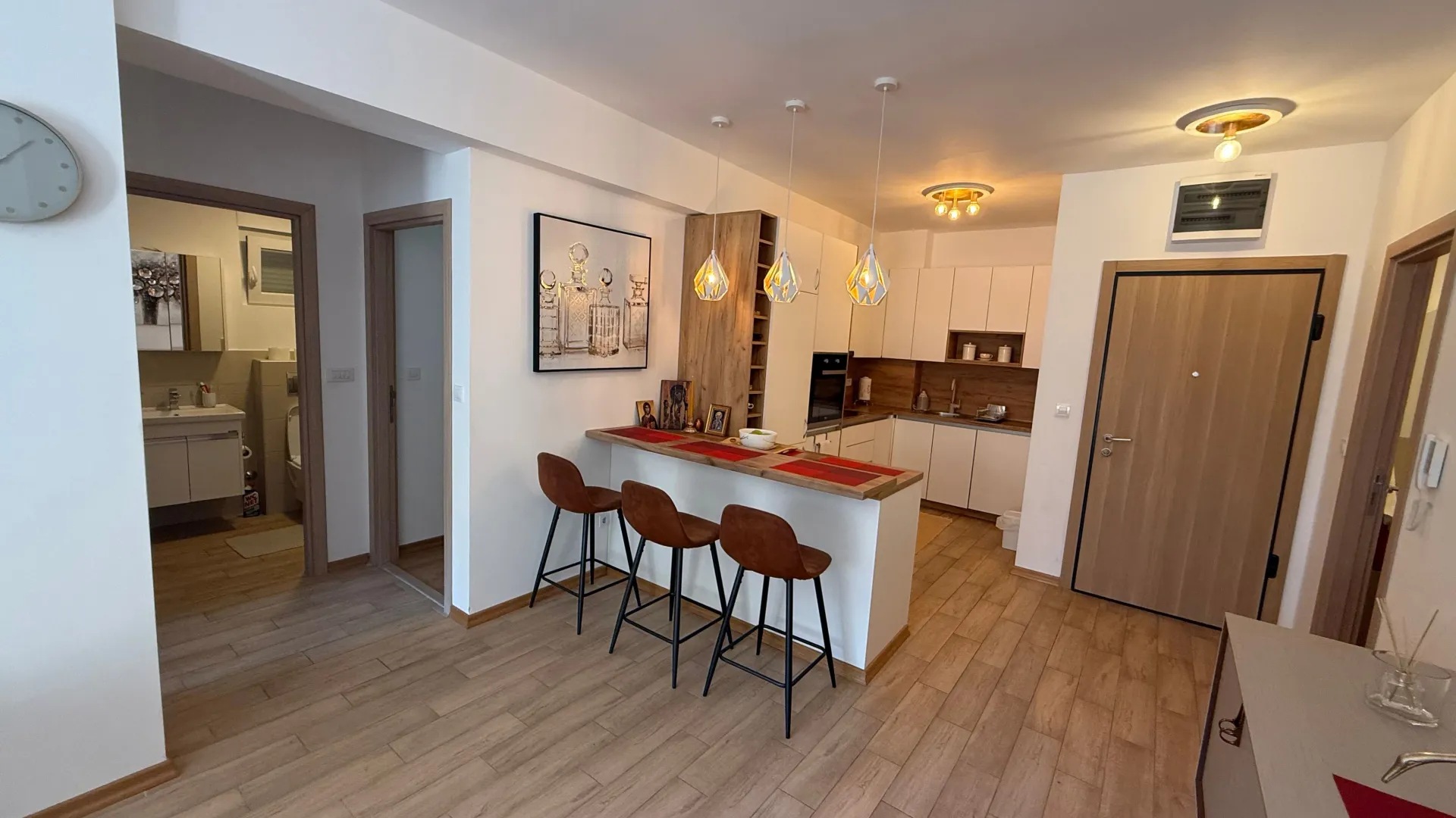 Rent, two bedroom apartment, 65m², Babin Do, Budva