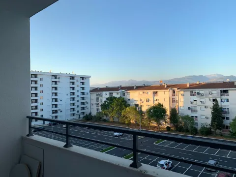 Rent, one bedroom apartment, 48m², Stari Aerodrom, Podgorica - image 9