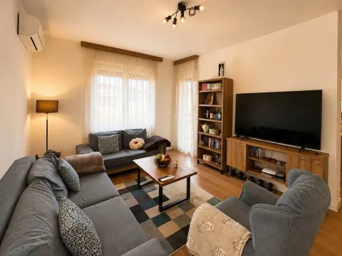 Izdavanje, jednosoban stan, 46m², Zabjelo, Podgorica - image 1