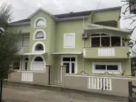 Rent, four bedroom apartment, 130m², Kalimanj, Tivat - image 2