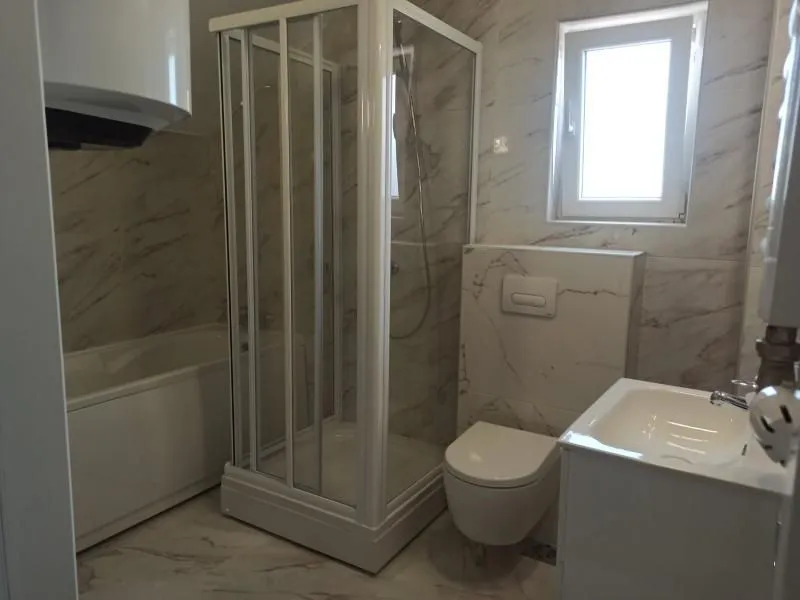 Sale, four bedroom apartment, 100m², Voždovac Sve Podlokacije, Beograd