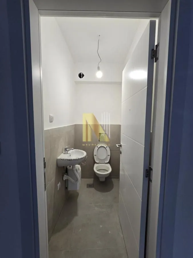 Rent, office space, 134m², Telep, Novi Sad Sve Podlokacije