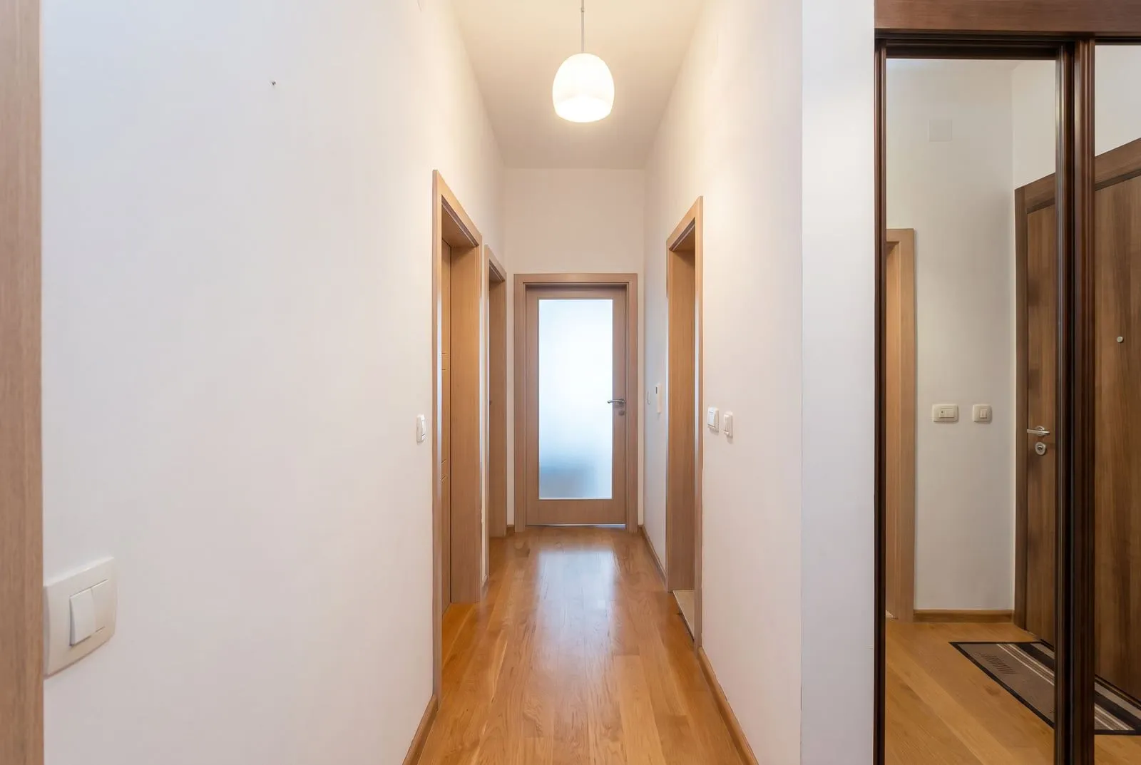 Prodaja, četvorosoban stan, 98m², Bečići, Budva
