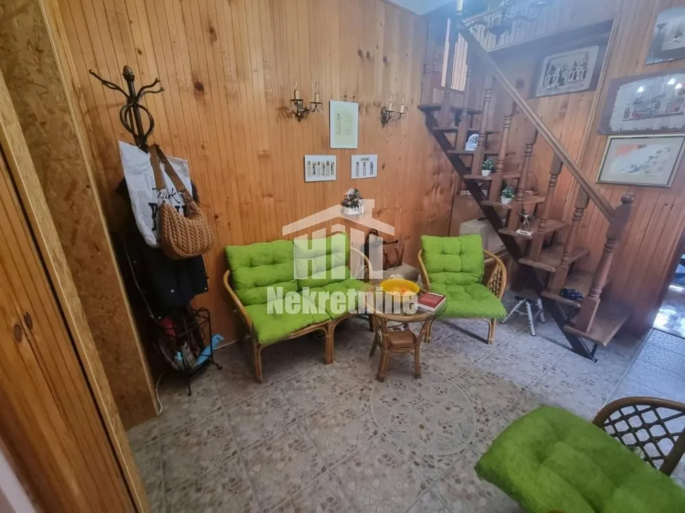 Sale, four bedroom apartment, 100m², Zemun Sve Podlokacije, Beograd