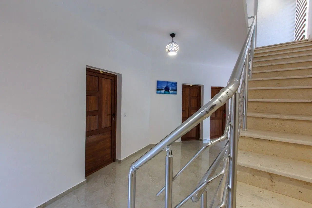 Prodaja, ugostiteljski objekat, 575m², Čanj, Bar