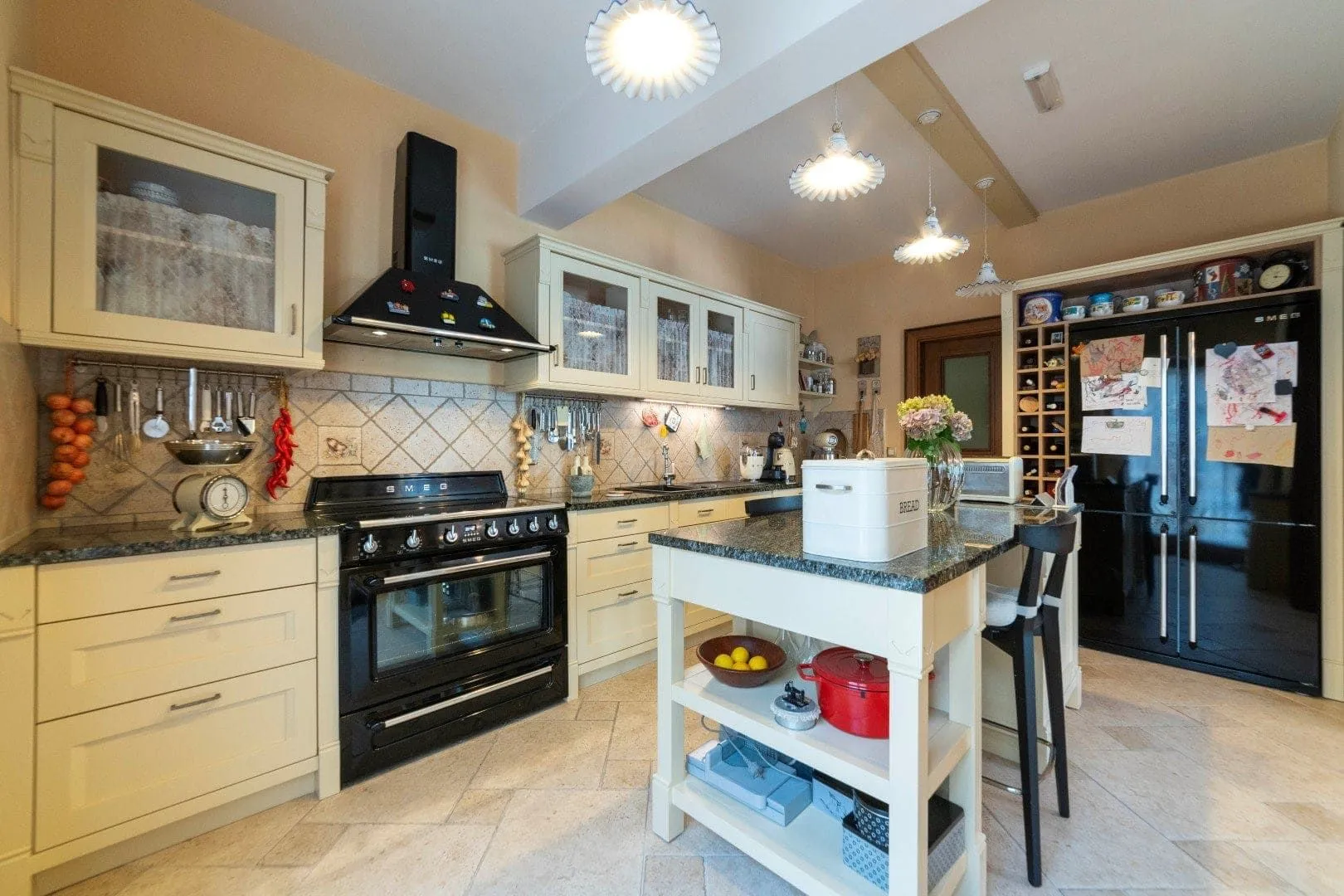 Prodaja, dvosoban stan, 112m², Dobrota, Kotor