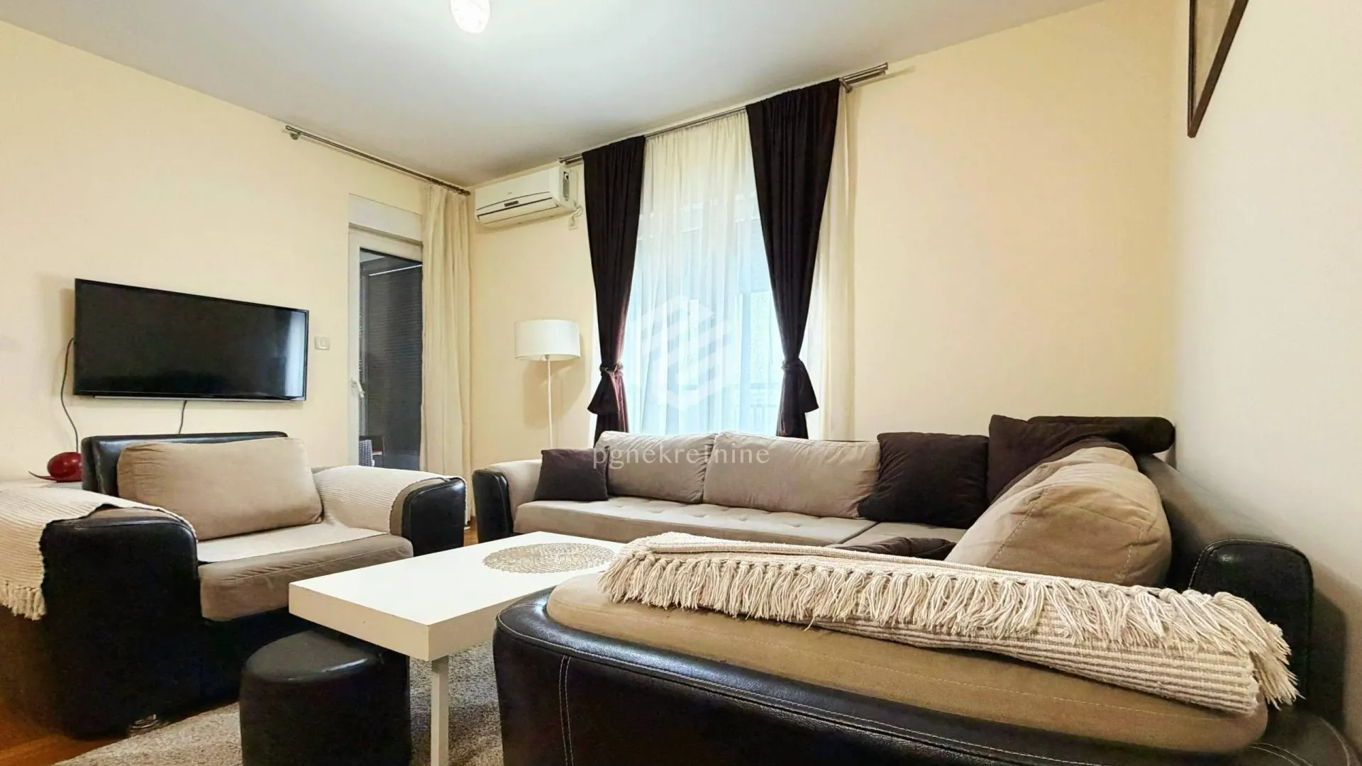 Rent, two bedroom apartment, 68m², Pobrežje, Podgorica