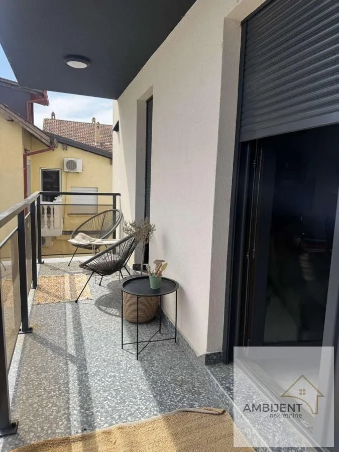 Prodaja, trosoban stan, 74m², Novi Banovci, Stara Pazova