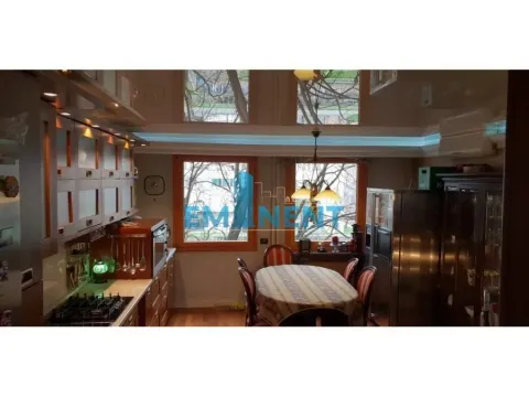 Izdavanje, stan, 200m², Stari Merkator, Novi Beograd Sve Podlokacije - image 4