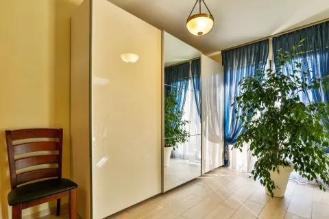 Prodaja, kuća, 240m², Tivat, Crna Gora - image 13