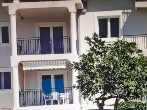 Rent, two bedroom apartment, 80m², Mažina, Tivat - image 8