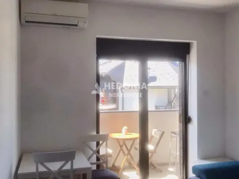 Prodaja, jednosoban stan, 31m², Centar, Zlatibor - image 8