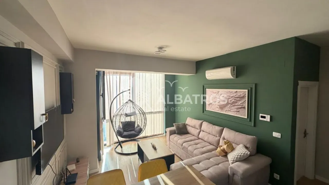 Prodaja, jednosoban stan, 44m², Centar, Bar