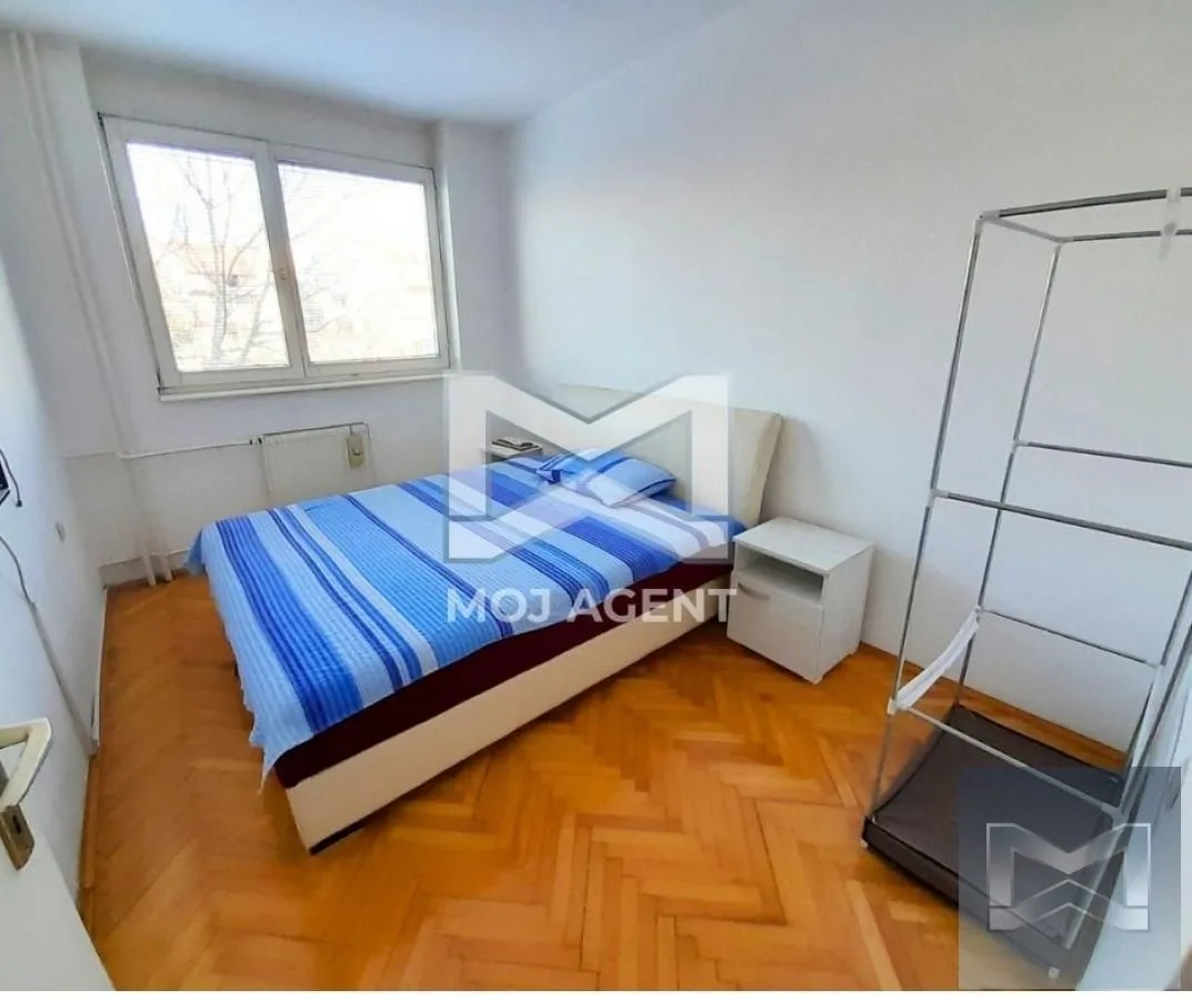 Prodaja, trosoban stan, 81m², Niš, Srbija