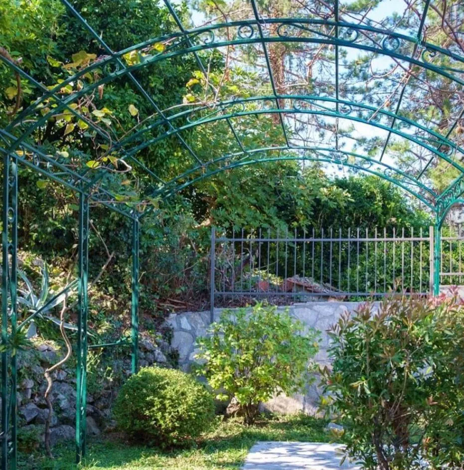 Sale, house, 215m², Stoliv, Kotor