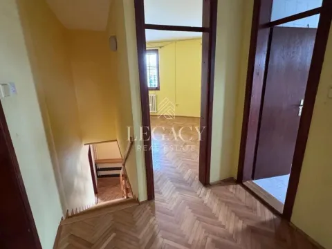 Rent, apartment, 160m², Savski Venac, Beograd - image 11