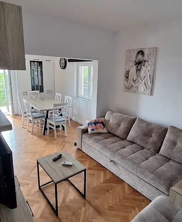 Rent, two bedroom apartment, 80m², Tripovići, Tivat