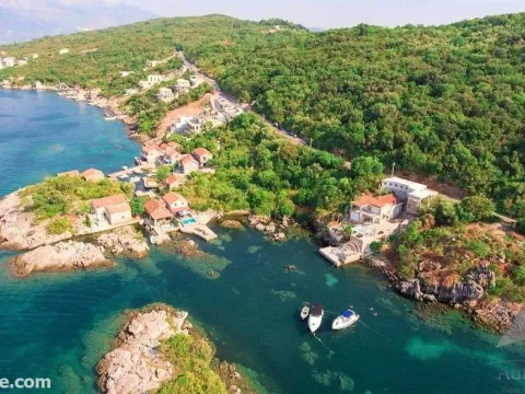 Sale, land lot, 1506m², Tivat, Crna Gora - image 3