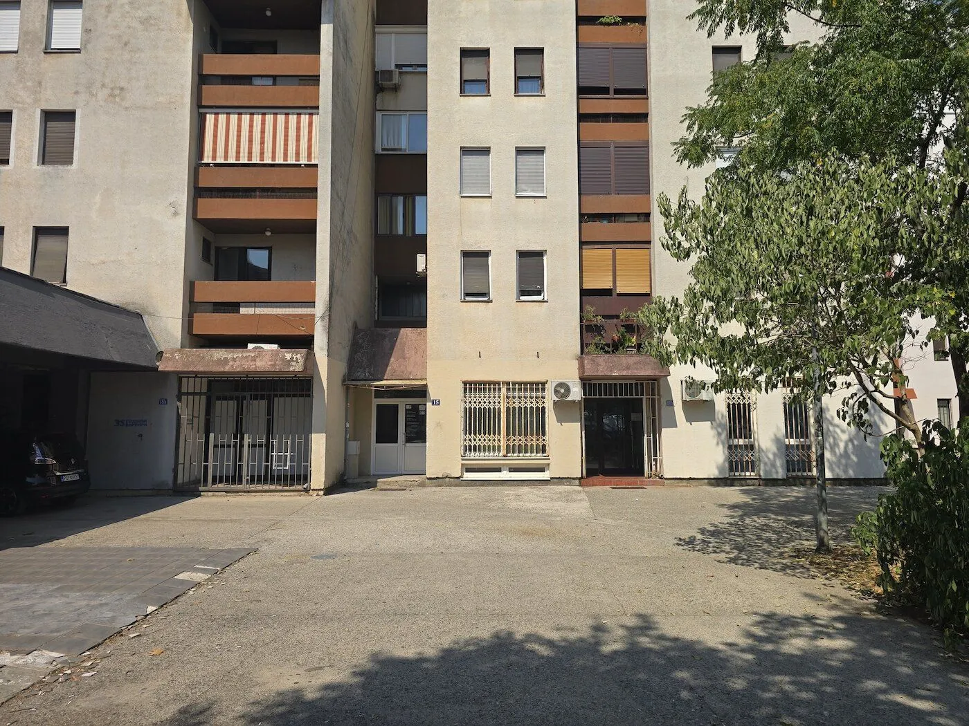 Prodaja, trosoban stan, 95m², Blok 6, Podgorica