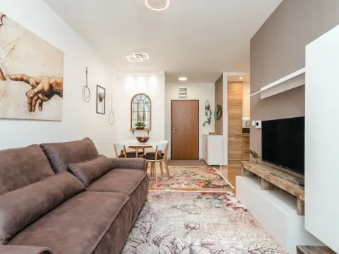 Izdavanje, jednosoban stan, 50m², Budva, Crna Gora - image 3