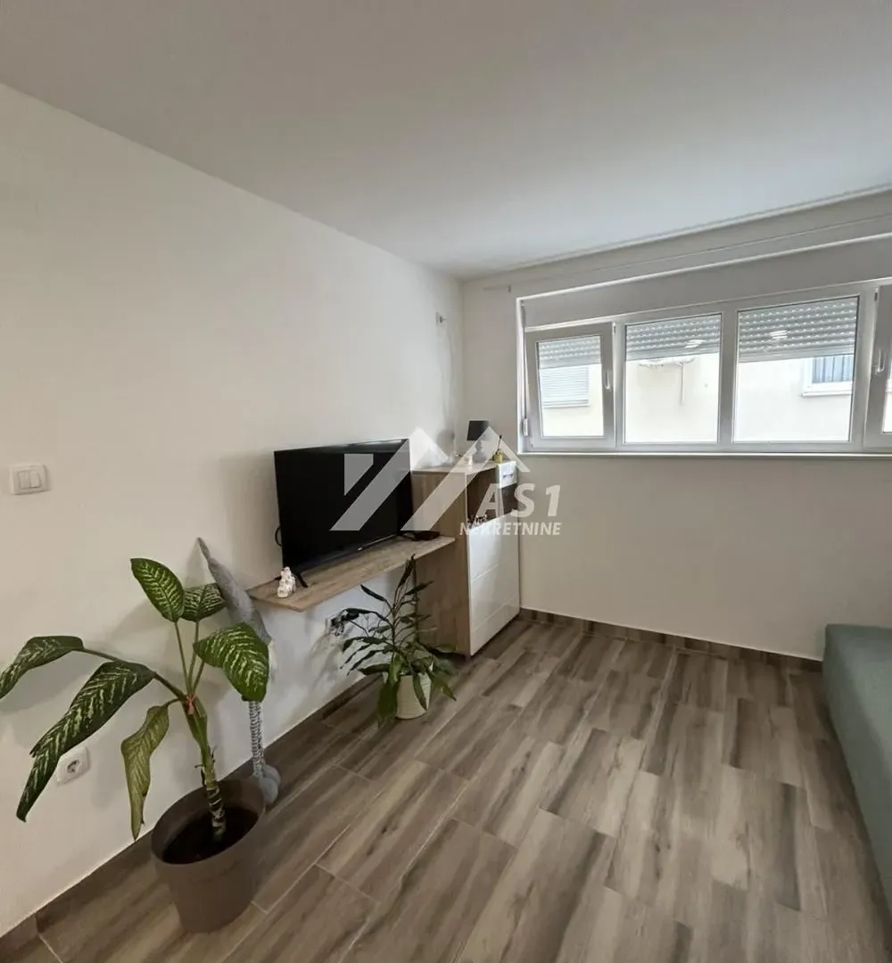 Prodaja, jednosoban stan, 38m², Adice, Novi Sad Sve Podlokacije