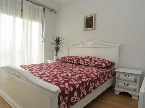 Rent, one bedroom apartment, 48m², Centar, Budva - image 6