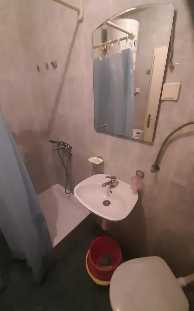 Izdavanje, jednosoban stan, 45m², Centar, Novi Sad