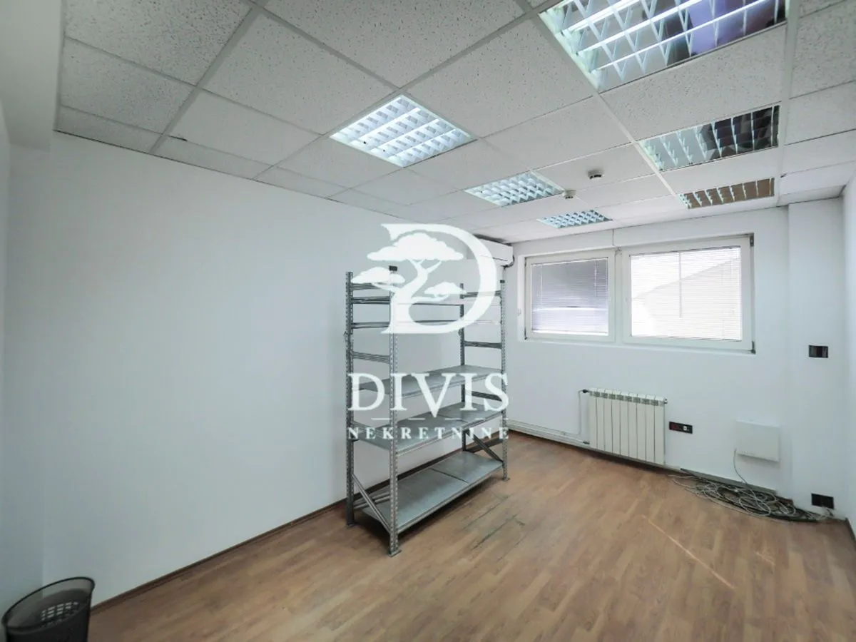 Rent, office space, 216m², Zemun Gornji Grad, Zemun Sve Podlokacije