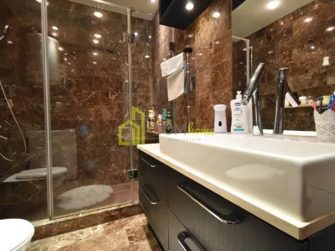 Izdavanje, dvosoban stan, 80m², Vezirov Most, Podgorica - image 13