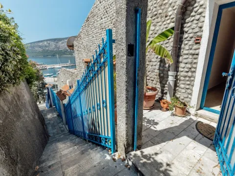 Sale, three bedroom apartment, 244m², Centar, Herceg Novi - image 16