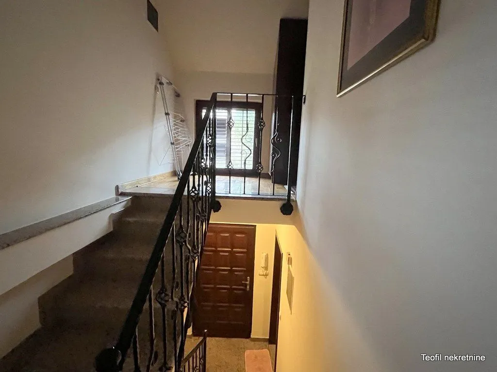 Izdavanje, trosoban stan, 81m², Surčin, Beograd