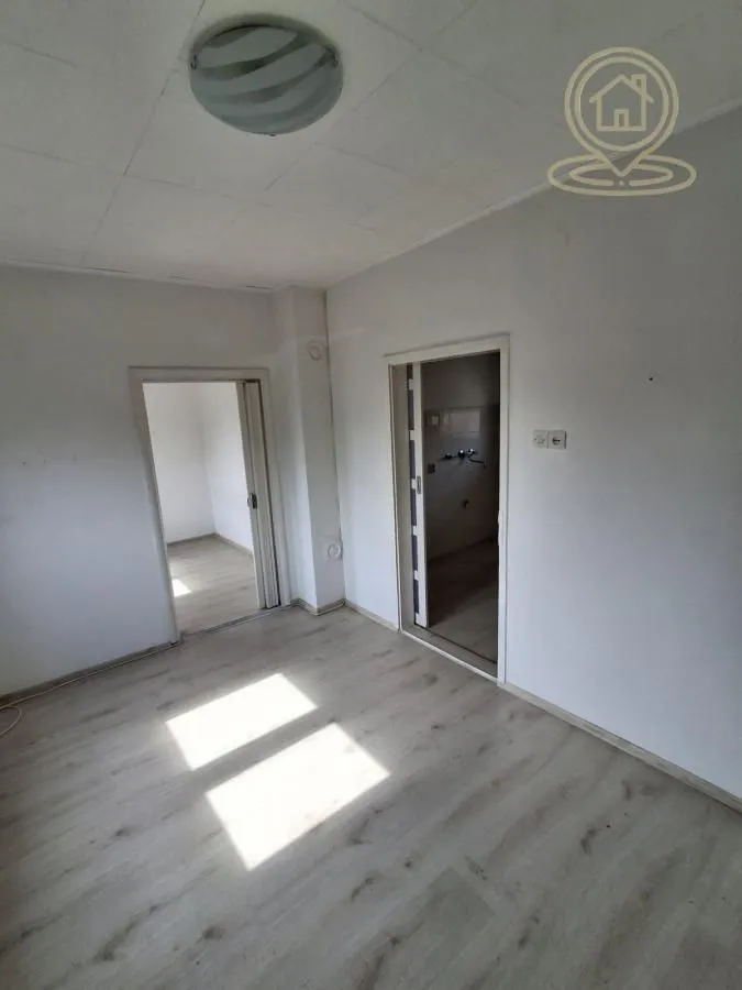 Prodaja, jednosoban stan, 28m², Podbara, Novi Sad Sve Podlokacije