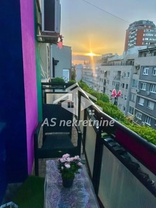 Rent, three bedroom apartment, 80m², Čubura, Beograd