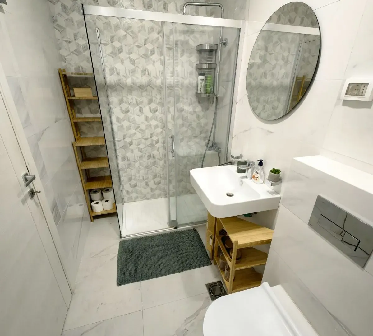 Prodaja, jednosoban stan, 49m², Central Point, Podgorica