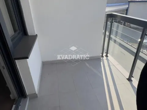 Prodaja, četvorosoban stan, 112m², Zemun Gornji Grad, Zemun Sve Podlokacije - image 17