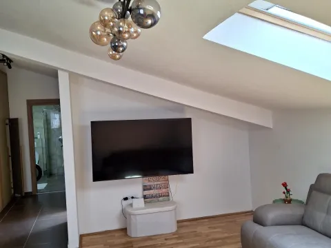 Rent, one bedroom apartment, 56m², Stari Aerodrom, Podgorica - image 4