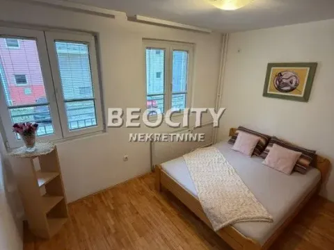 Prodaja, stan, 130m², Farmaceutski Fakultet, Voždovac Sve Podlokacije - image 7