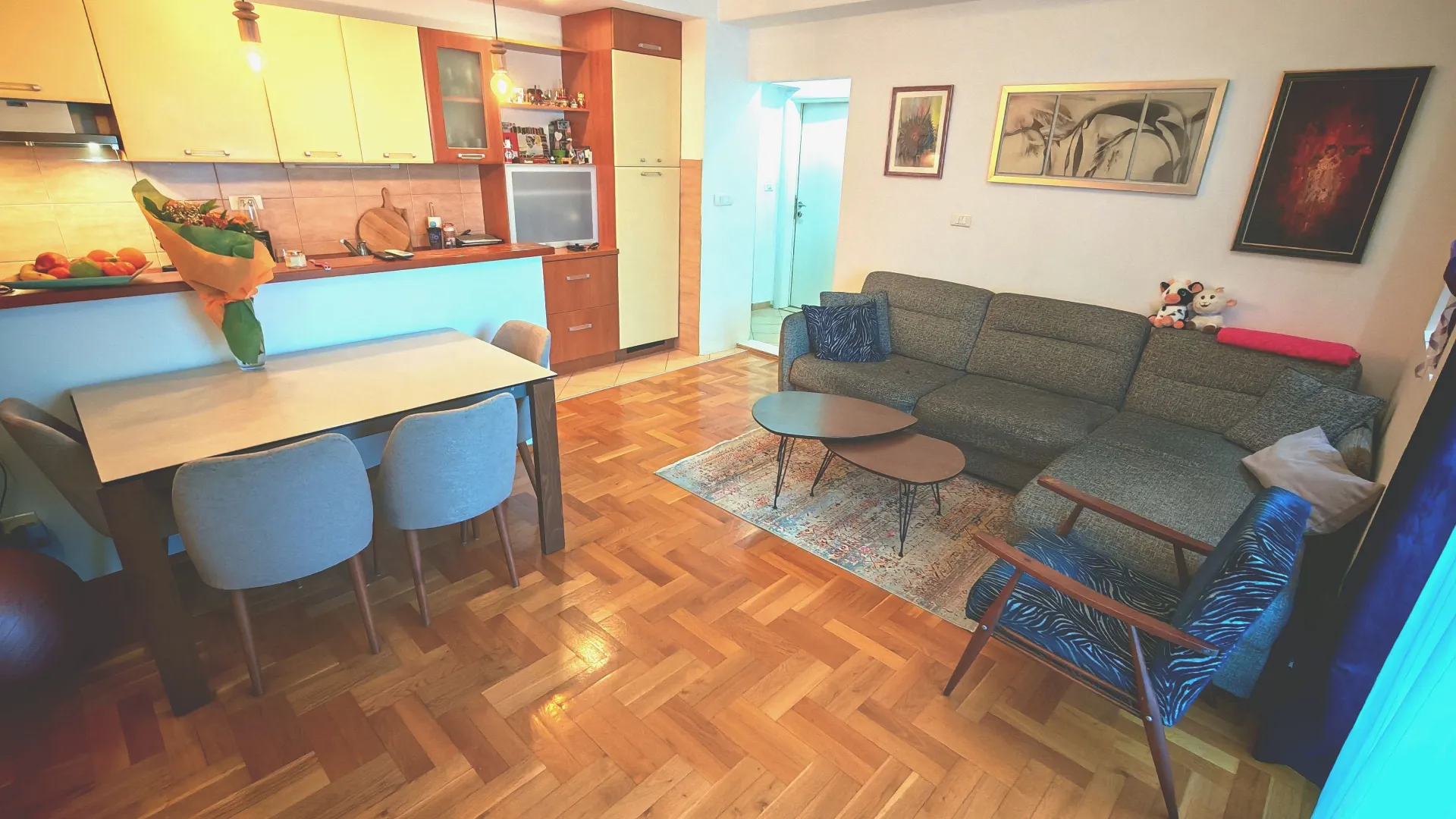 Sale, two bedroom apartment, 64m², Blok 9, Podgorica