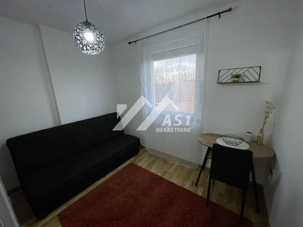 Izdavanje, dvosoban stan, 50m², Sadovi, Petrovaradin