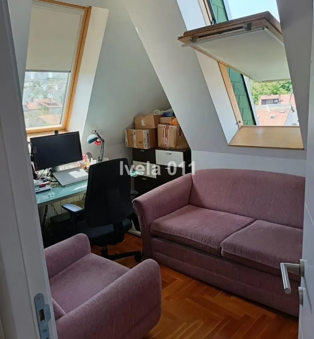 Prodaja, četvorosoban stan, 98m², Voždovac Sve Podlokacije, Beograd