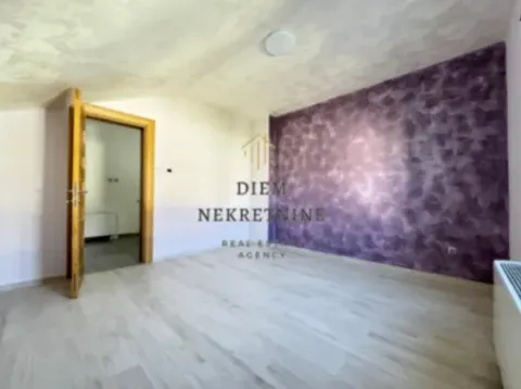 Sale, house, 320m², Zlatica, Podgorica - image 12