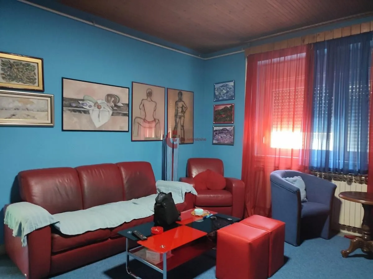 Prodaja, kuća, 196m², Dudova Šuma, Subotica