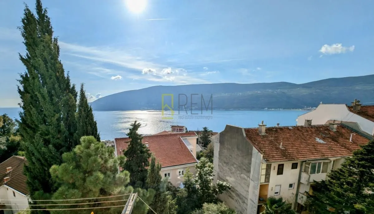 Prodaja, jednosoban stan, 41m², Herceg Novi, Crna Gora