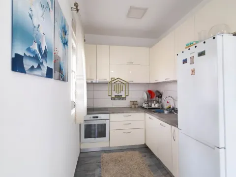 Rent, house, 137m², Donji Kokoti, Podgorica - image 4