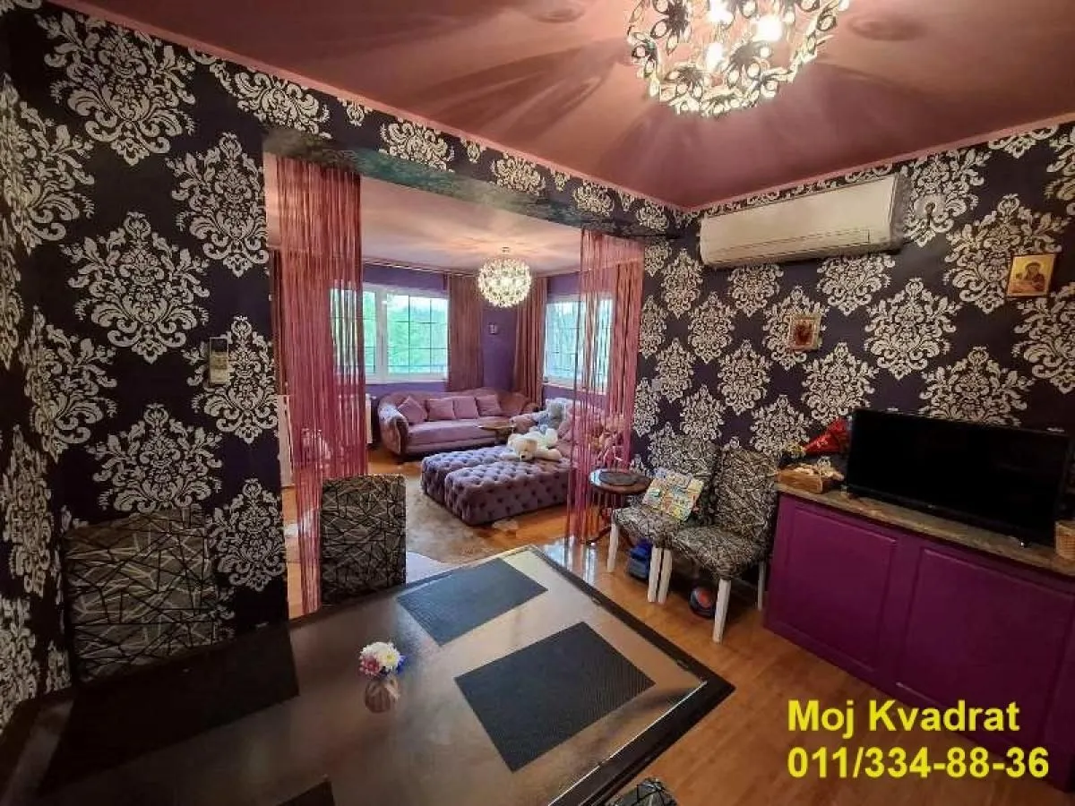 Sale, house, 300m², Sremčica, Beograd