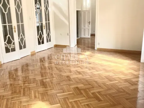 Rent, apartment, 239m², Stari Grad, Beograd