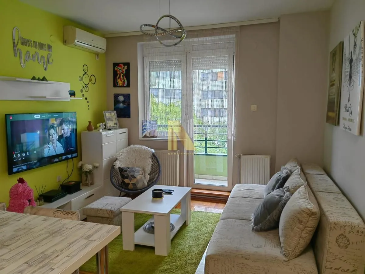 Izdavanje, jednosoban stan, 31m², Grbavica, Novi Sad Sve Podlokacije
