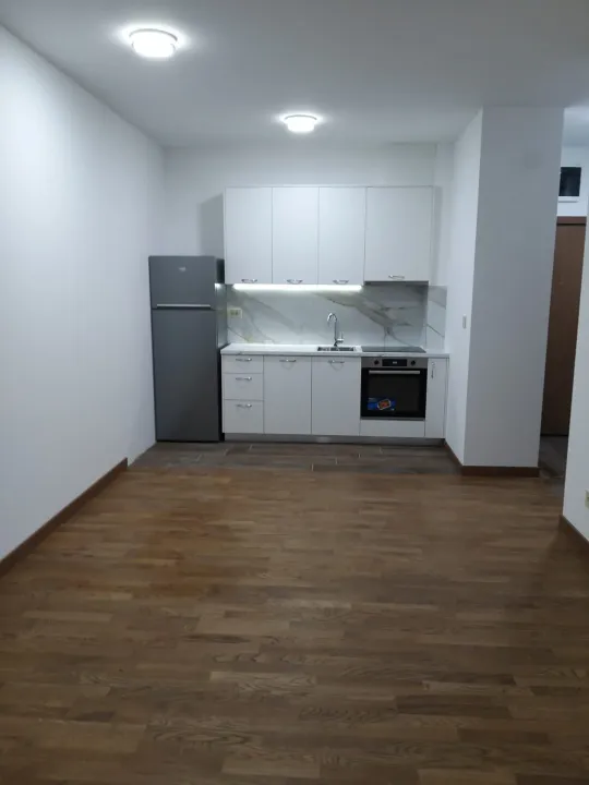 Rent, one bedroom apartment, 49m², Centar, Budva