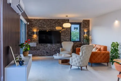 Prodaja, kuća, 300m², Budva, Crna Gora - image 16